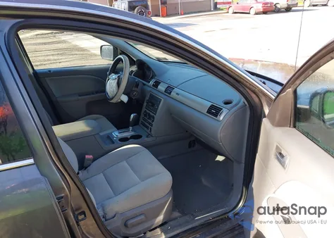 2005 Ford Five Hundred Se z USA, uszkodzony, nr VIN 1FAFP231X5G145153